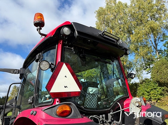 Traktor med lastare Valtra A134 28 of 30
