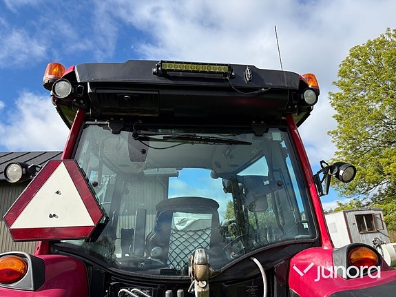 Traktor med lastare Valtra A134 27 of 30