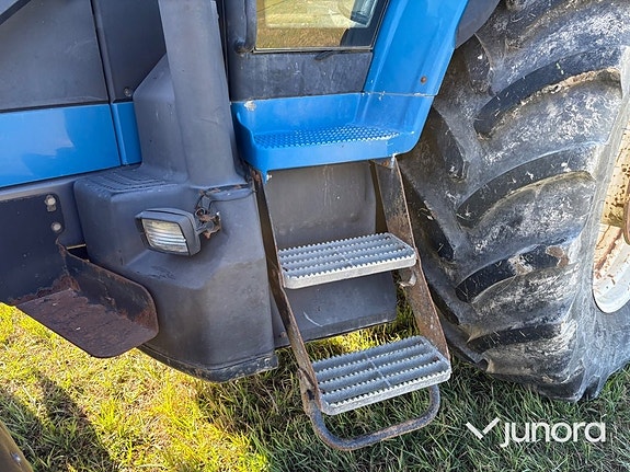 Traktor New Holland 8770 4WD 26 of 30