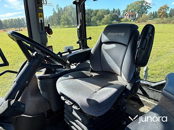 Traktor New Holland 8770 4WD 10 of 30
