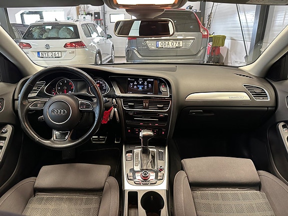 Audi A4 11 of 29