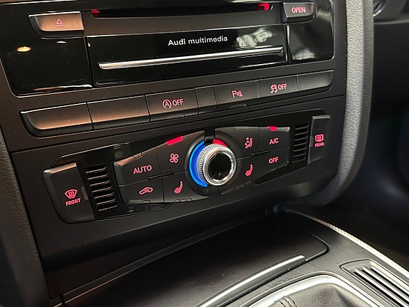 Audi A4 24 of 29
