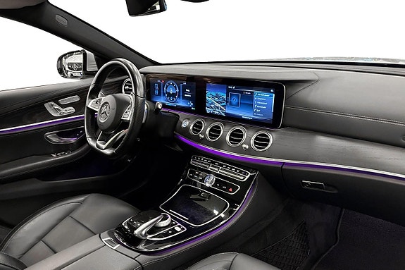 Mercedes-Benz E220 10 of 29