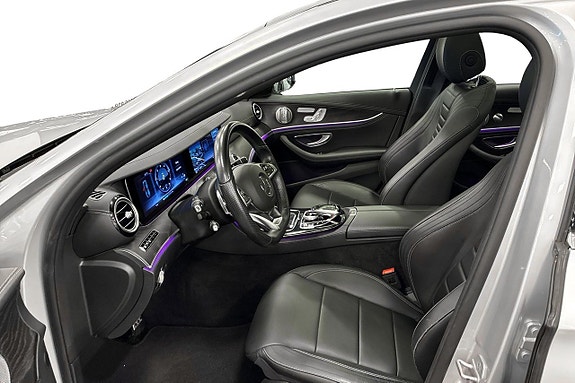 Mercedes-Benz E220 7 of 29
