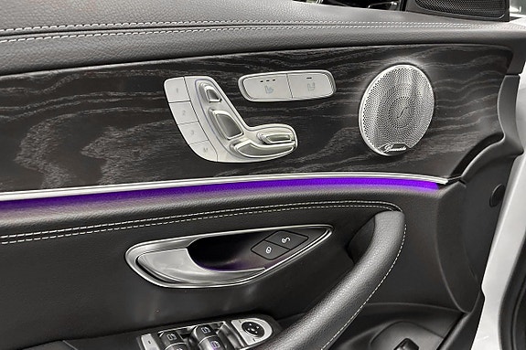 Mercedes-Benz E220 15 of 29