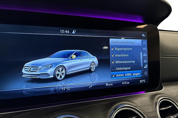 Mercedes-Benz E220 26 of 29