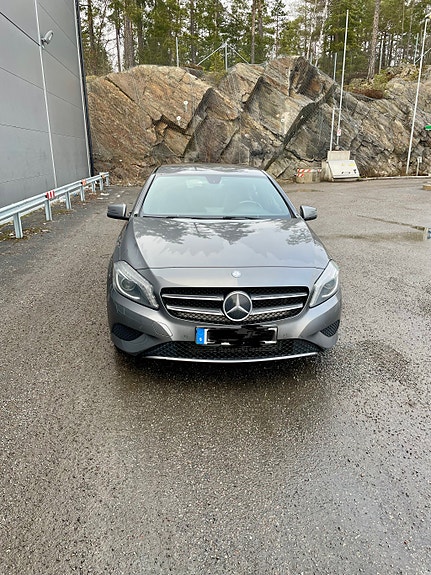 Mercedes-Benz A200 5 of 8