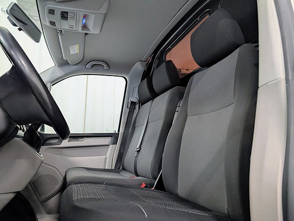 Volkswagen Transporter 7 of 10