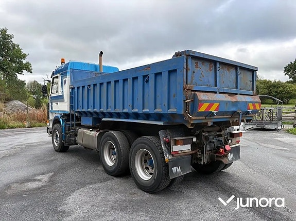 Veterantippbil Scania R143 HL 6X4 4 of 30