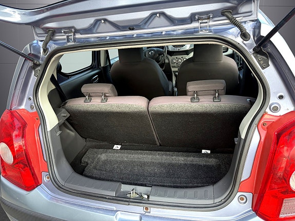 Nissan Pixo 10 of 14
