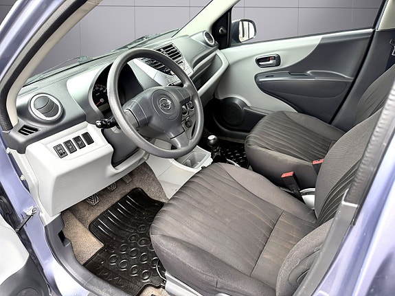 Nissan Pixo 7 of 14