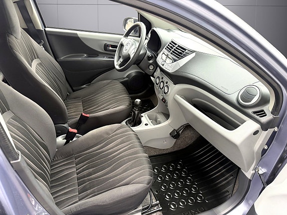Nissan Pixo 9 of 14