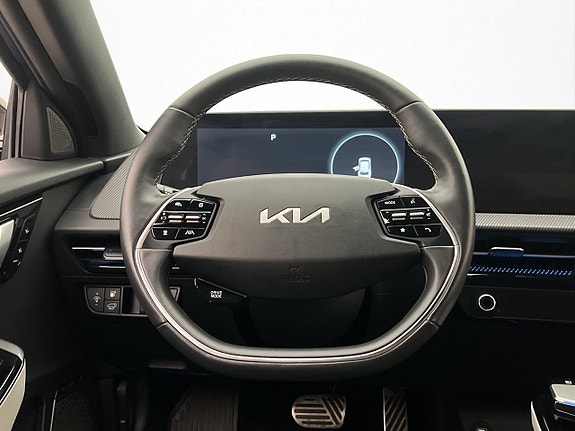Kia EV6 18 of 30