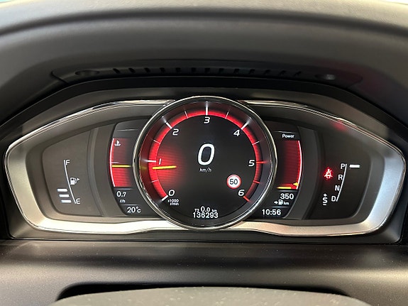 Volvo XC60 21 of 30