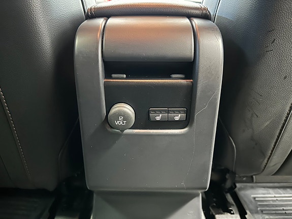 Volvo XC60 29 of 30