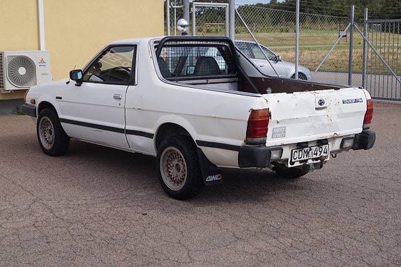 Subaru 1800 5 of 27