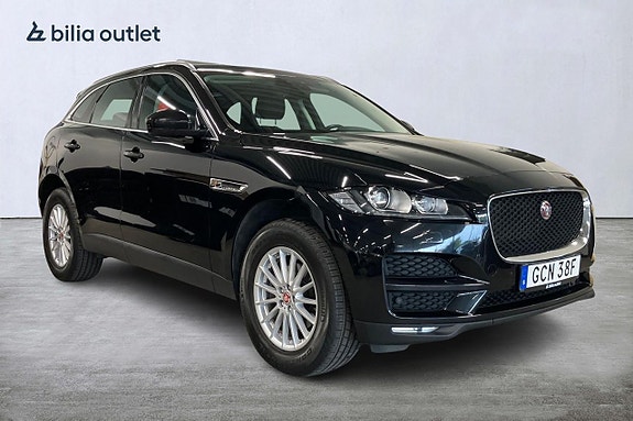 Jaguar F-PACE 2 of 29
