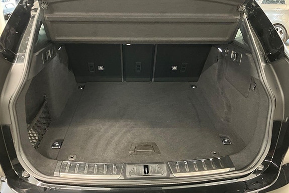Jaguar F-PACE 21 of 29