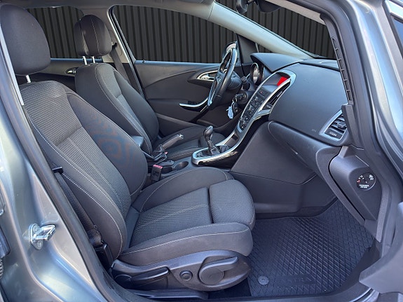 Opel Astra 12 of 20