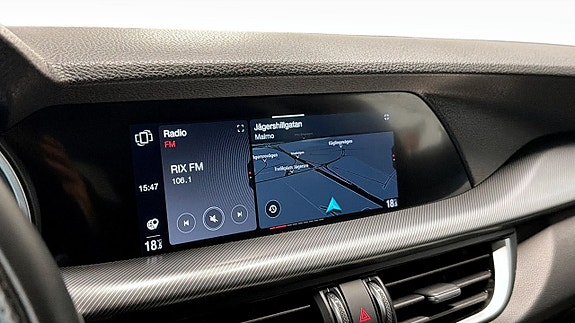 Alfa Romeo Stelvio 13 of 24