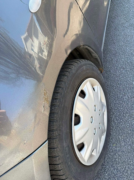 Toyota Yaris 9 of 9