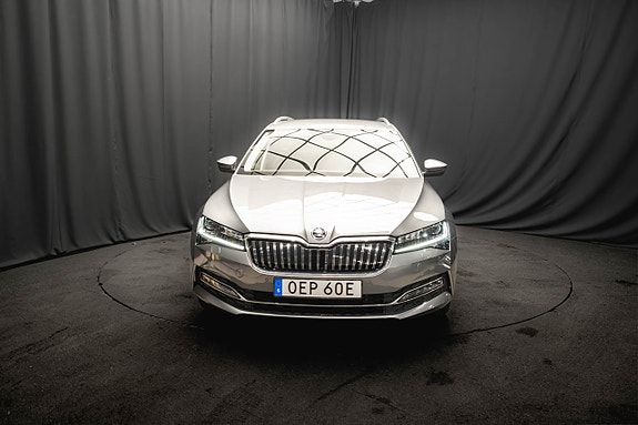 Skoda Superb 4 of 29