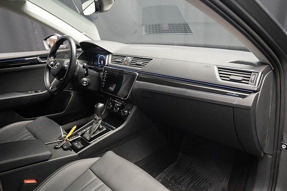Skoda Superb 13 of 29