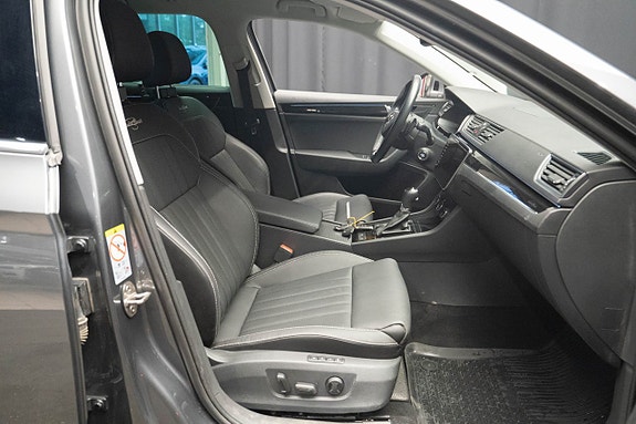Skoda Superb 21 of 29