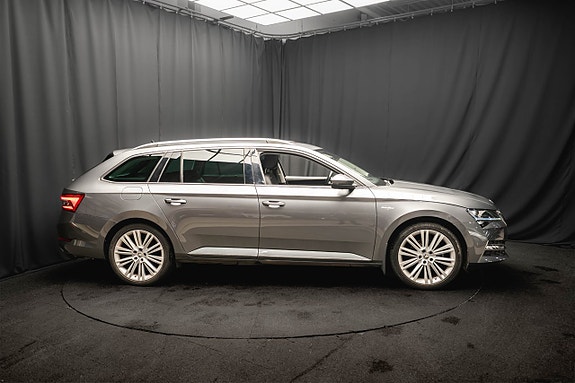 Skoda Superb 6 of 29