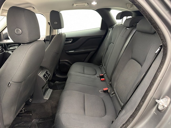 Jaguar F-PACE 20 of 21