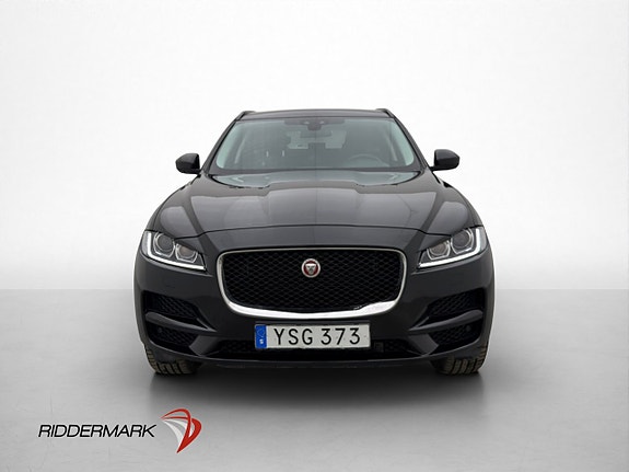Jaguar F-PACE 2 of 21