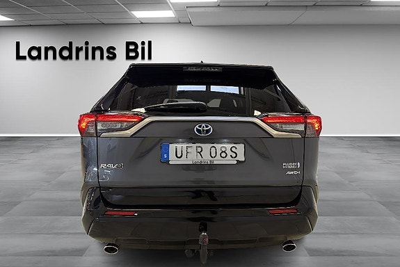 Toyota RAV4 5 of 22