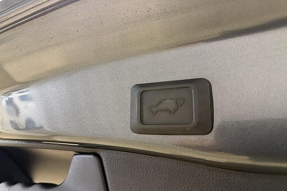 Toyota RAV4 15 of 22