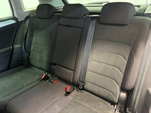 Volkswagen Tiguan 17 of 27
