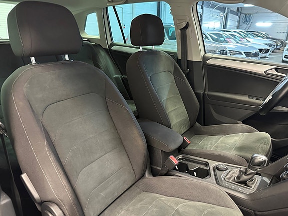 Volkswagen Tiguan 14 of 27