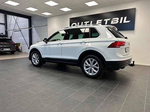 Volkswagen Tiguan 4 of 27