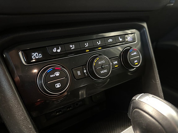Volkswagen Tiguan 23 of 27