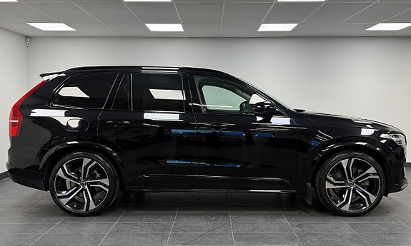 Volvo XC90 4 of 22