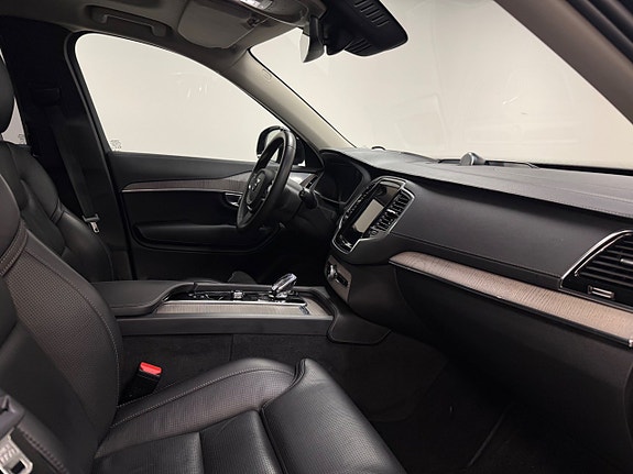 Volvo XC90 21 of 22