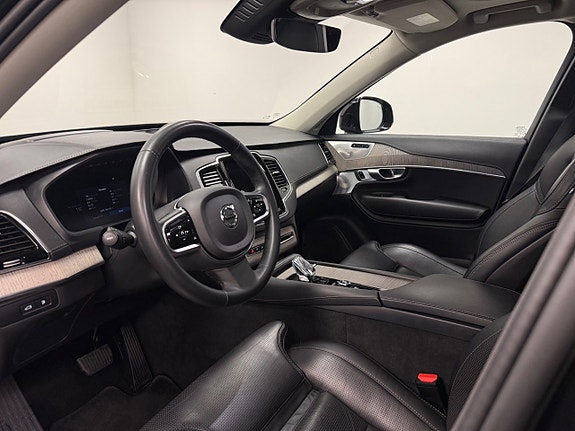 Volvo XC90 6 of 22