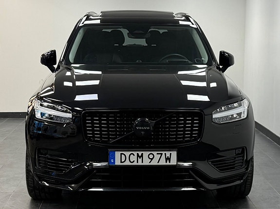 Volvo XC90 22 of 22
