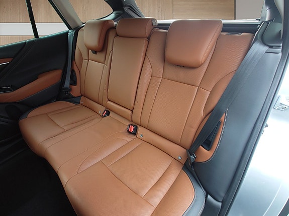 Subaru Outback 5 of 8