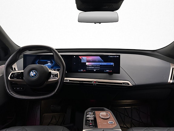 BMW iX 21 of 30