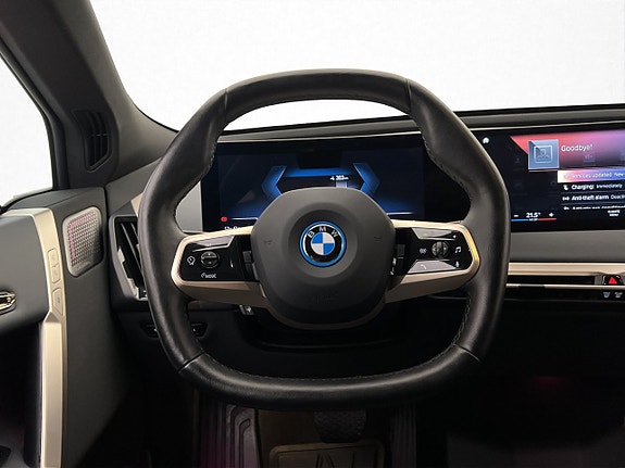 BMW iX 22 of 30