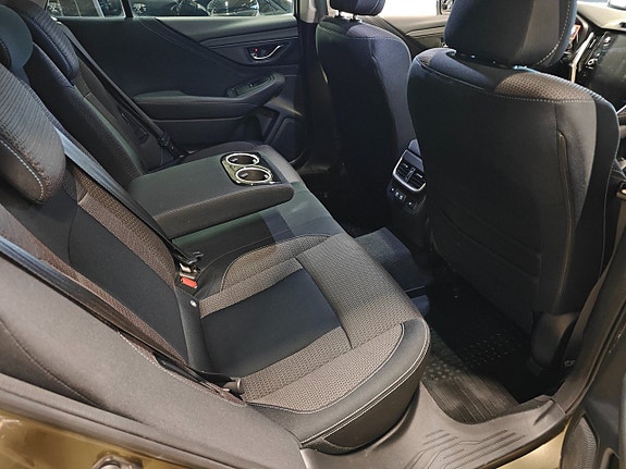 Subaru Outback 12 of 14