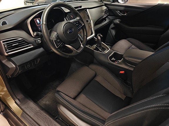 Subaru Outback 7 of 14