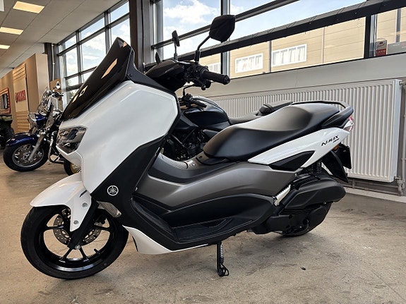 Yamaha NMAX 155 - EN Ägare, Uttagen ny 2025 3 of 10