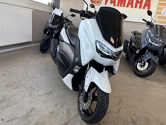 Yamaha NMAX 155 - EN Ägare, Uttagen ny 2025 8 of 10