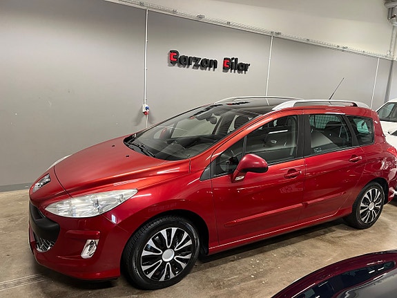 Peugeot 308 SW 2 of 15