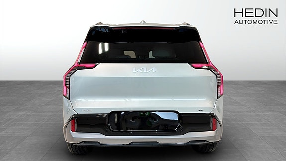 Kia EV9 4 of 13